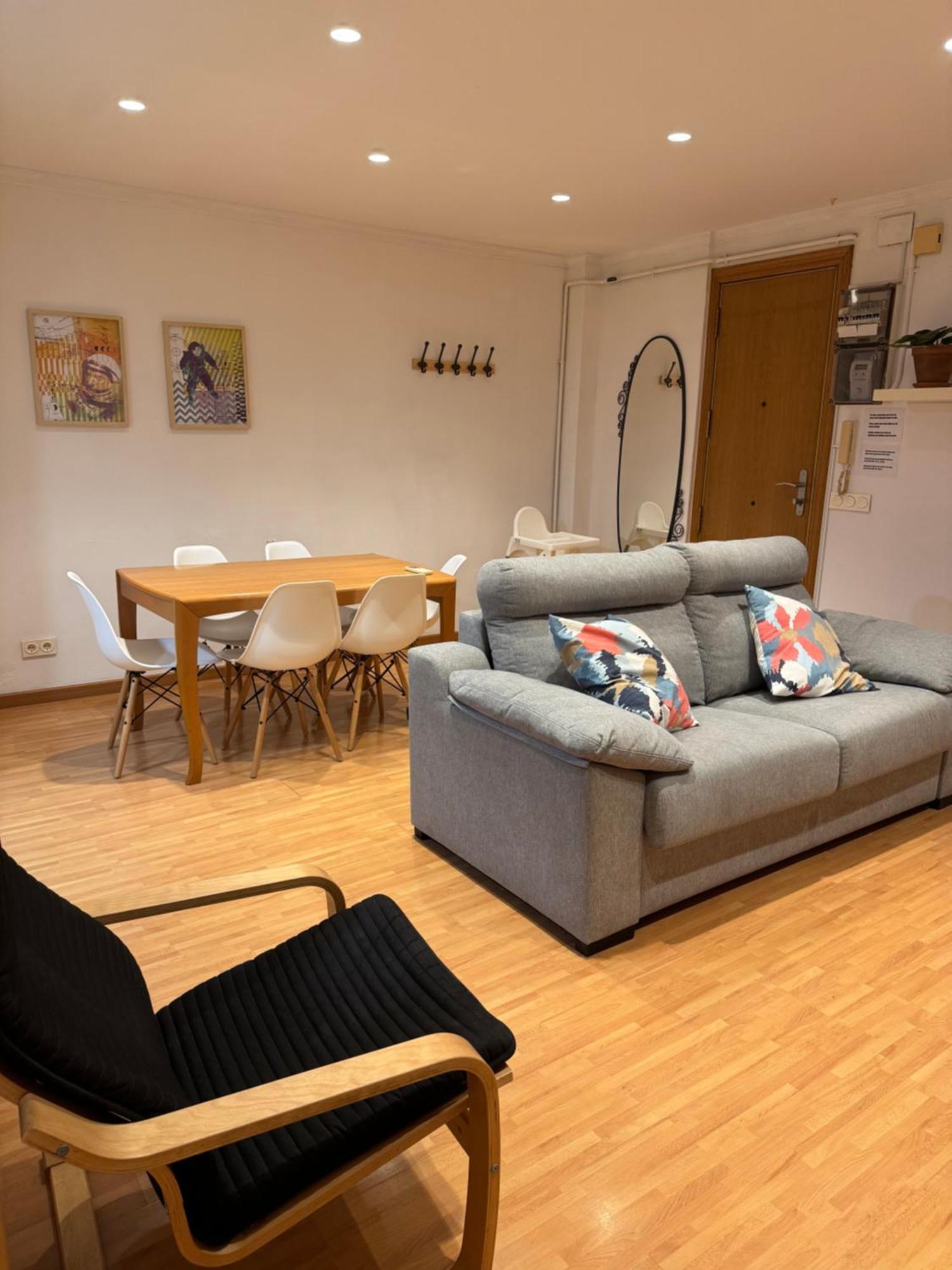 Acogedor Piso En Appartamento